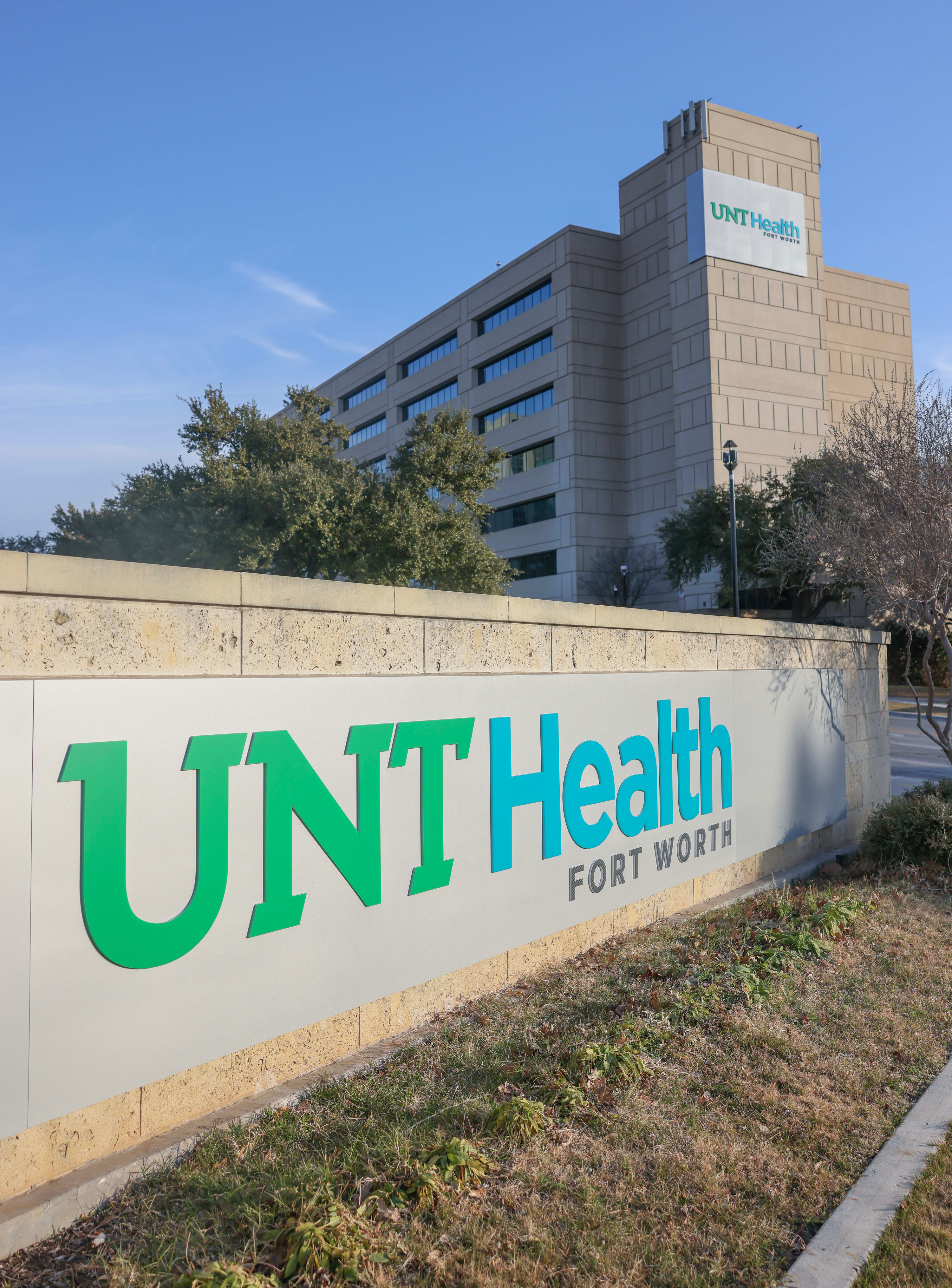 Photo of UNT Health Fort Worth campus entrance sign