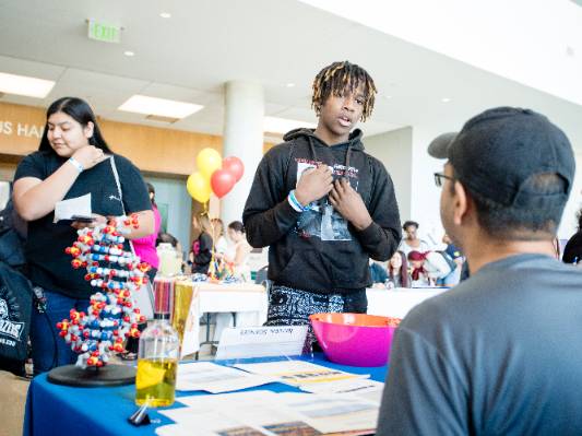 Students Can Talk One-on-One with Professors, Counselors and Admissions Advisors