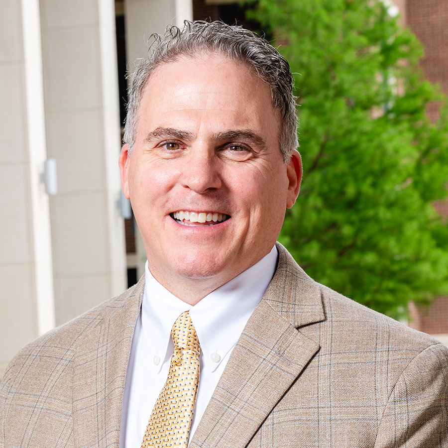 Photo of UNT Dallas's Dr. Warren von Eschenbach 