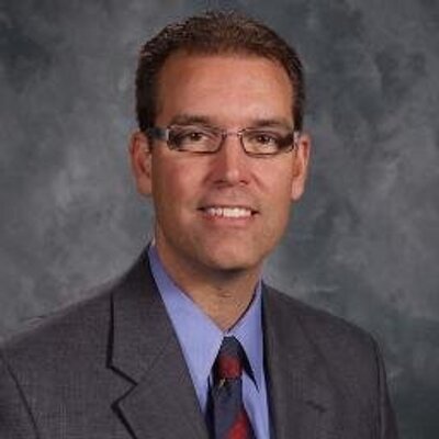Eric Ban headshot